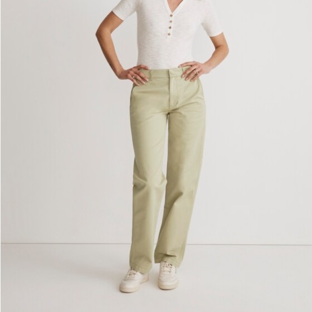 Madewell Low-Slung Straight Chino Pants in Pale Lichen Size 25